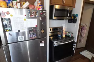 1566 E 195th St, Euclid, OH 44117 - Photo 10