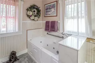 1521 Gibbs Ave NE, Canton, OH 44705 - Photo 18