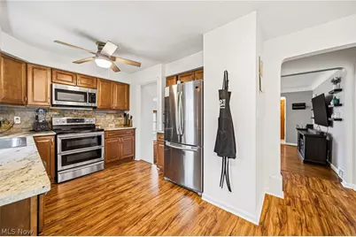 6406 Pelham Drive, Parma, OH 44129 - Photo 12