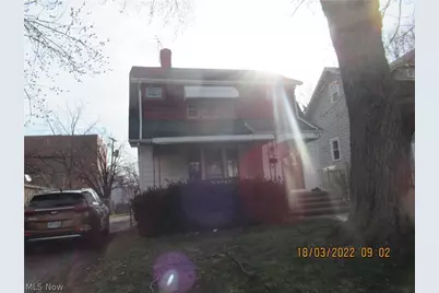 2015 Baxterly Avenue, Oakwood, OH 44107 - Photo 1