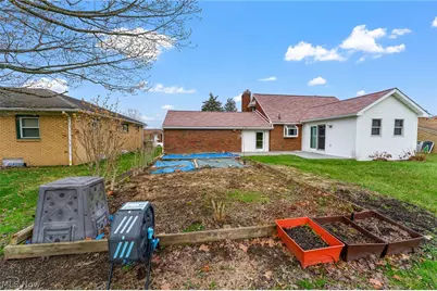 687 Moore Avenue, Campbell, OH 44405 - Photo 20