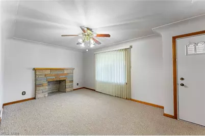 687 Moore Avenue, Campbell, OH 44405 - Photo 4