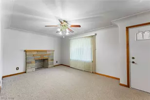 687 Moore Ave, Campbell, OH 44405 - Photo 4