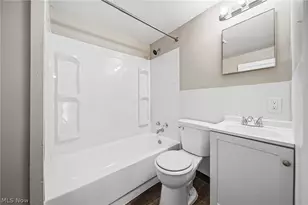 320 Fox Dr, Ashtabula, OH 44004 - Photo 38