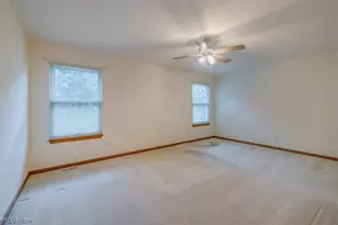 501 Falling Leaf Dr, Green Hills, OH 44131 - Photo 12