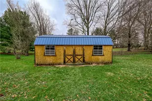 6860 Beridge St, Louisville, OH 44641 - Photo 32