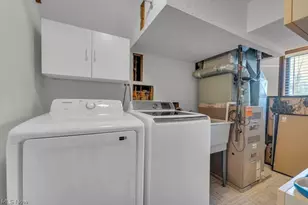 462 Waterbury Dr, Eastlake, OH 44095 - Photo 18