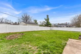 462 Waterbury Dr, Eastlake, OH 44095 - Photo 26