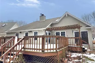 38450 Crossbrook Ave, Willoughby, OH 44094 - Photo 2