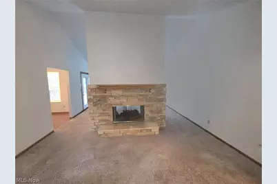 38450 Crossbrook Avenue, Willoughby, OH 44094 - Photo 32