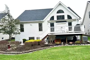 11218 Butternut Ln, North Royalton, OH 44133 - Photo 2