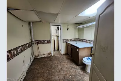 49871 S Park Circle, East Liverpool, OH 43920 - Photo 18