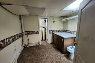 49871 S Park Cir, East Liverpool, OH 43920 - Photo 18