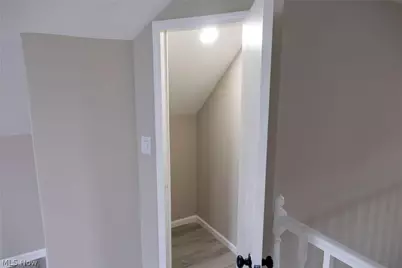 795 E 260th Street, Euclid, OH 44132 - Photo 20