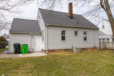 795 E 260th Street, Euclid, OH 44132 - Photo 40