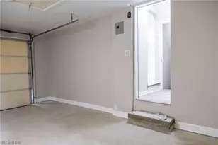 795 E 260th St, Euclid, OH 44132 - Photo 32