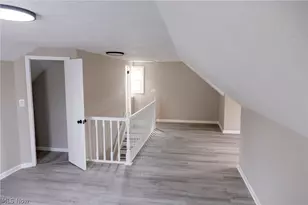 795 E 260th St, Euclid, OH 44132 - Photo 18