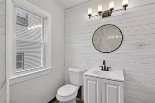 231 E 210th St, Euclid, OH 44123 - Photo 20