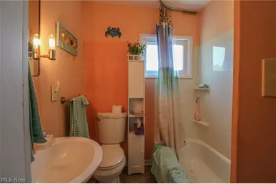 210 E Montgomery Street, Marietta, OH 45750 - Photo 20