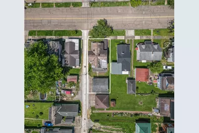 210 E Montgomery Street, Marietta, OH 45750 - Photo 22