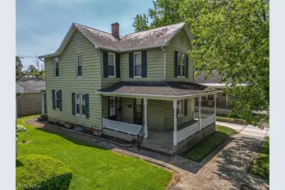 210 E Montgomery Street, Marietta, OH 45750 - Photo 1