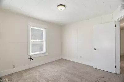 638 6th Street, Marietta, OH 45750 - Photo 6