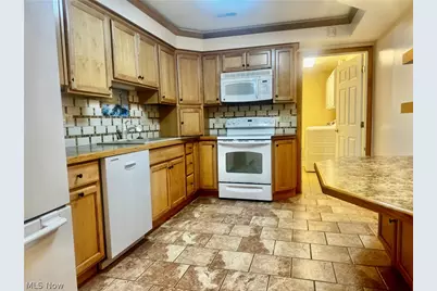 318 Millennium Drive, Tallmadge, OH 44278 - Photo 14