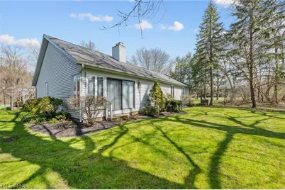6656 Woodhawk Drive, Mayfield Heights, OH 44124 - Photo 42