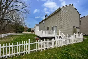 1083 Reeves Ct, Lakemore, OH 44312 - Photo 4