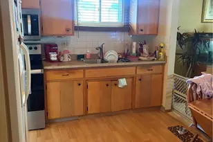 1835 Robindale St, Wickliffe, OH 44092 - Photo 2