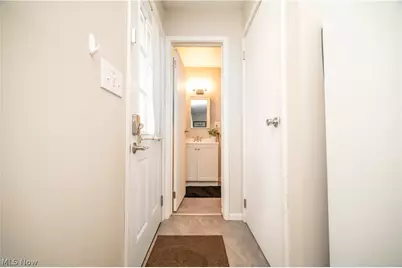 3295 Clearwater Street NW, Warren, OH 44485 - Photo 14