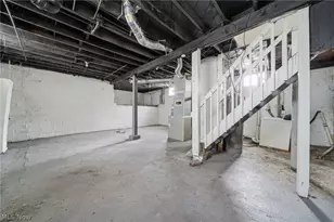 262 Sobul Ave, Akron, OH 44305 - Photo 16