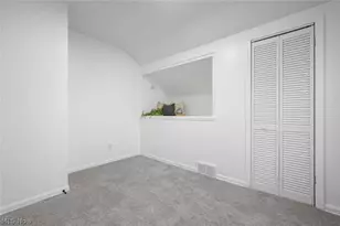 3041 Hudson Dr, Cuyahoga Falls, OH 44221 - Photo 22