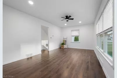 3041 Hudson Drive, Cuyahoga Falls, OH 44221 - Photo 4