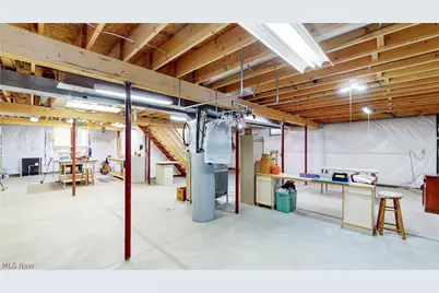 2162 Thornbury Lane, Akron, OH 44319 - Photo 20