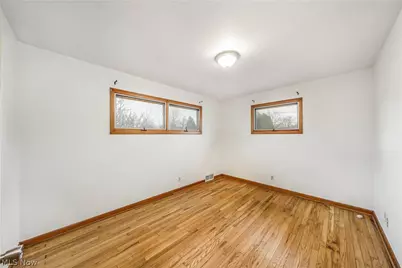 5216 Kuszmaul Avenue NW, Warren, OH 44483 - Photo 16