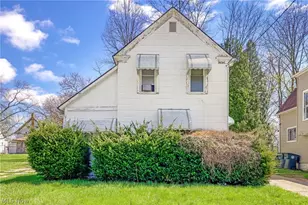 817 Harvard St, Akron, OH 44311 - Photo 1