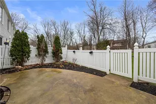 190 Deepwood Dr, Wadsworth, OH 44281 - Photo 32