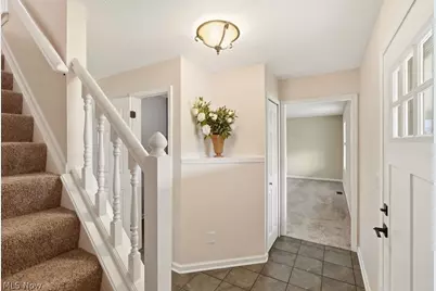 2340 Sandalwood Drive, Twinsburg, OH 44087 - Photo 4