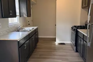 208 Barder Ave, Akron, OH 44305 - Photo 4