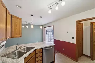 6695 Clingan Rd, Poland, OH 44514 - Photo 12