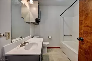 5520 S Market St, Millersburg, OH 44610 - Photo 16