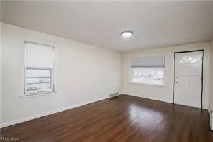 1014 Roslyn Ave SW, Canton, OH 44710 - Photo 8