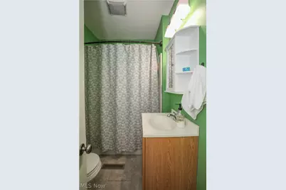 2721 Meadow Drive, Akron, OH 44312 - Photo 10