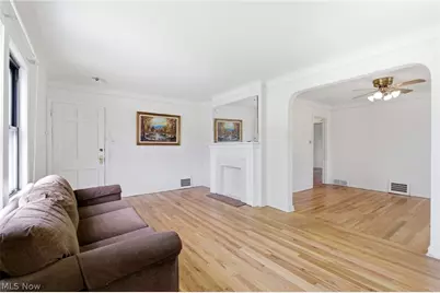 2261 Warren Road, Oakwood, OH 44107 - Photo 10
