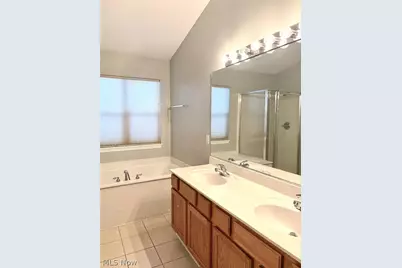 38448 Renwood Avenue, Avon, OH 44011 - Photo 10