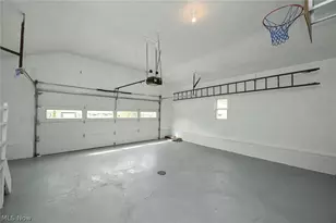 439 Strader Rd, Akron, OH 44305 - Photo 32