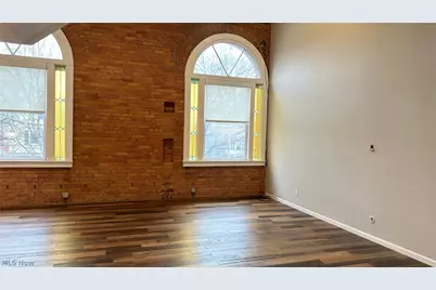 2337 W 11th Street #6, Loveland, OH 44113 - Photo 2