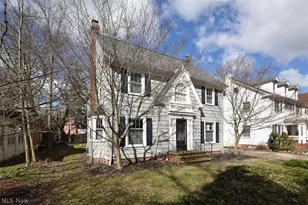 3382 Kenmore Rd, Huber Heights, OH 44122 - Photo 1