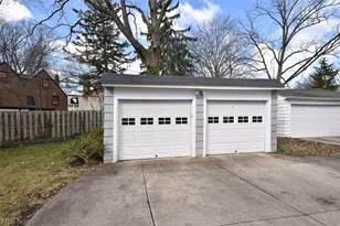 3382 Kenmore Rd, Huber Heights, OH 44122 - Photo 36